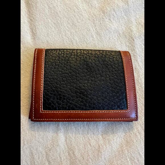 Dooney & Bourke Accessories - Dooney & Bourke All-Weather Leather Credit Card Case - Classic Design